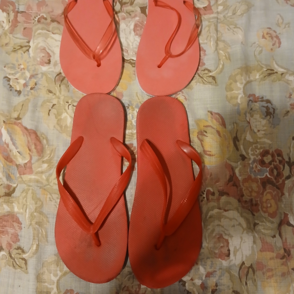 Flip flops